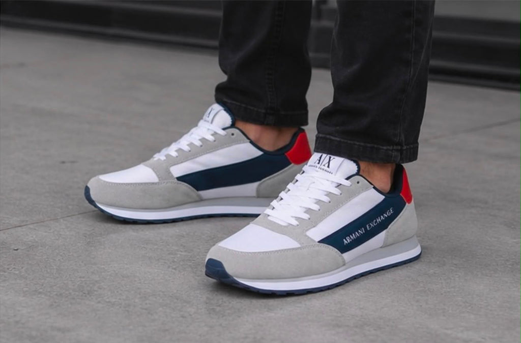 Armani Exchange Runner Blanco azul y rojo
