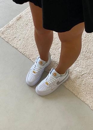Air force one blanco y gris