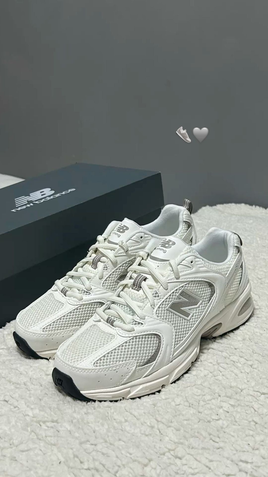 New Balance 530 Blanco y Gris