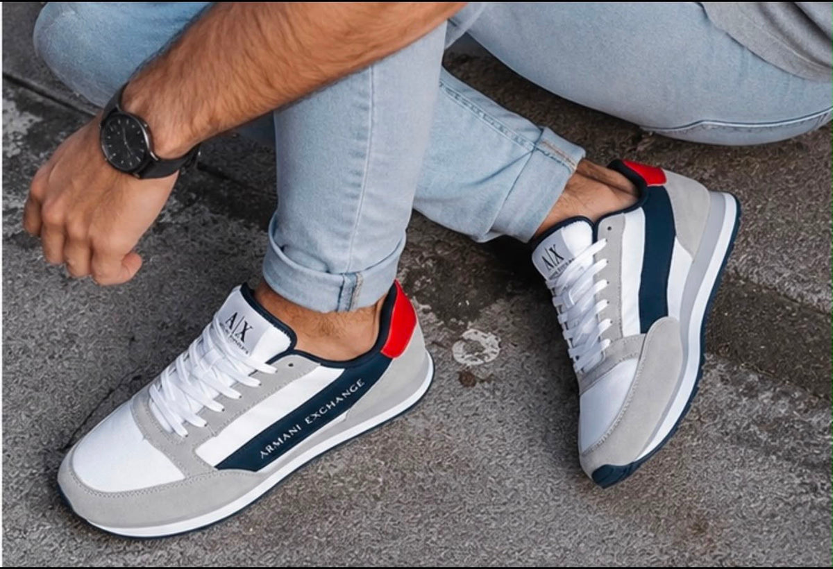 Armani Exchange Runner Blanco azul y rojo