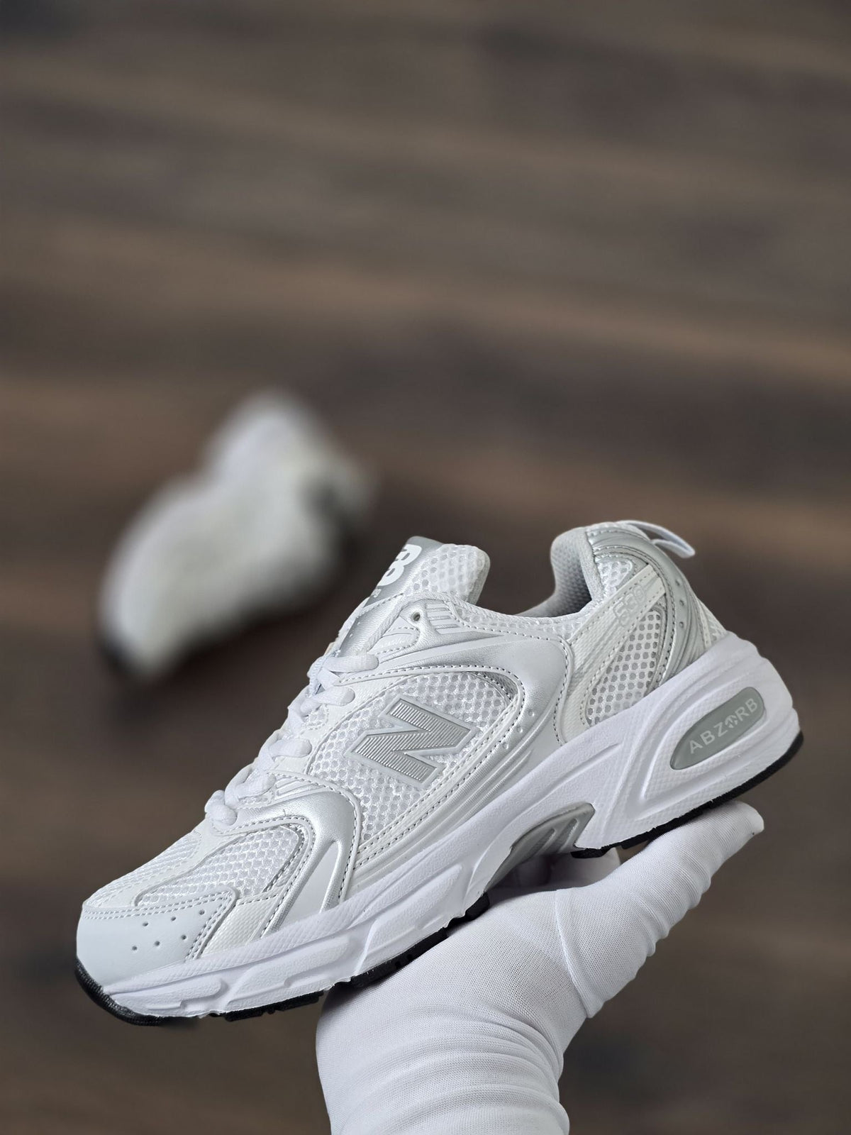 New Balance 530 Blanco y Gris