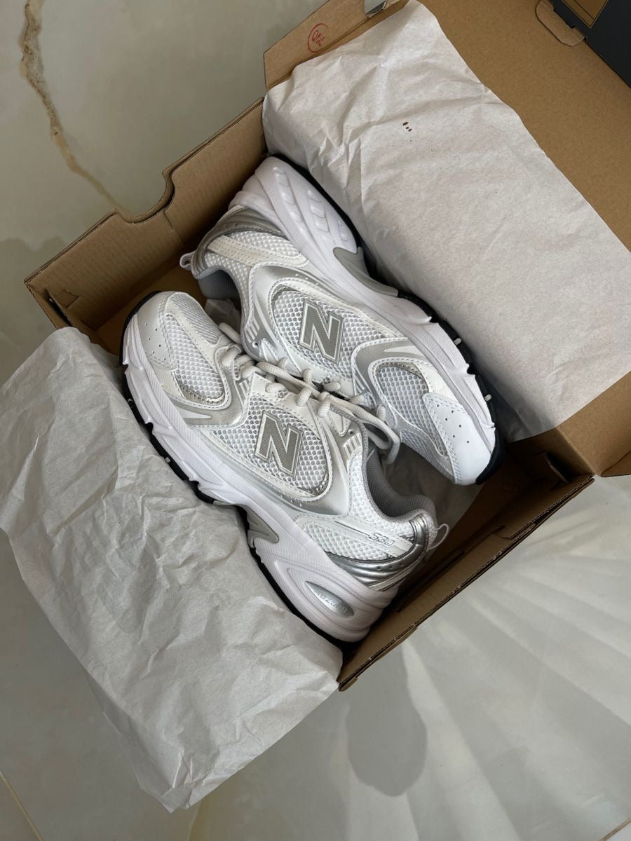 New Balance 530 Blanco y Gris