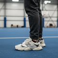 New Balance 9060 Blanco y Negro